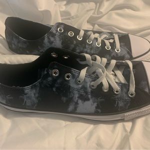 Tie-dye converse men’s shoes